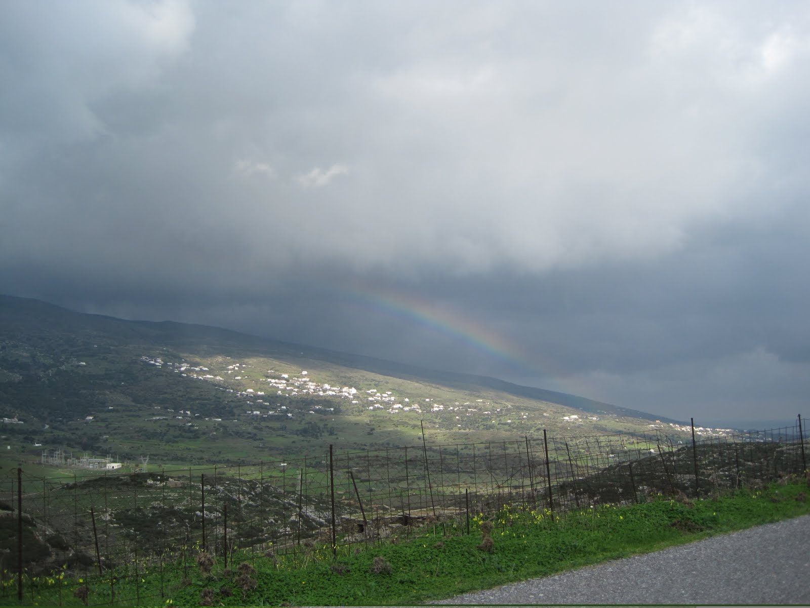 [Andros+01.JPG]