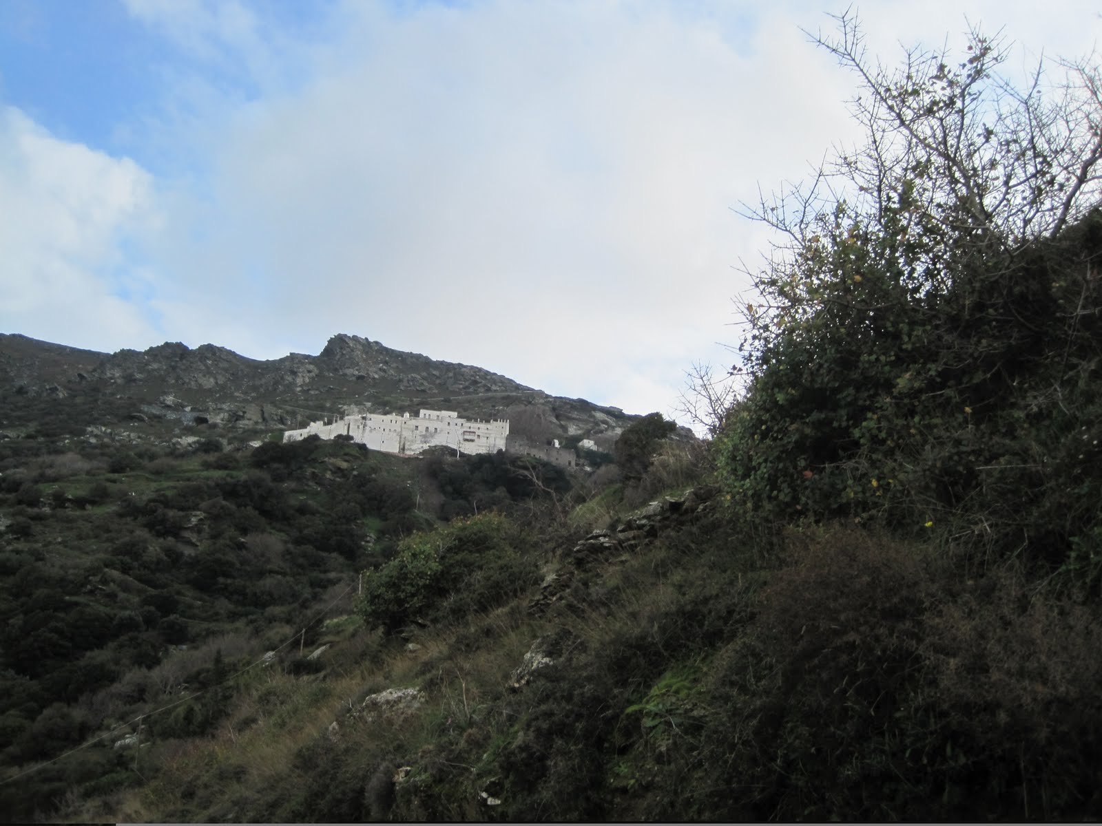 [Andros+11.JPG]