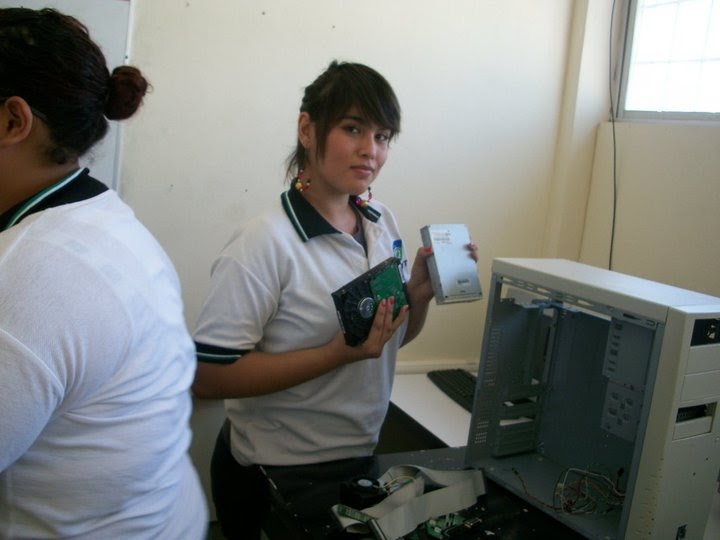 Reedeez!!!!: aRmado y desaRmado del Gabinete