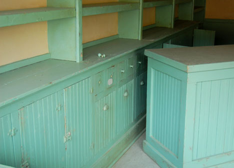 [cupboards.jpg]