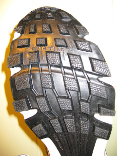 Inov-8 Roclite 312 GTX sole traction