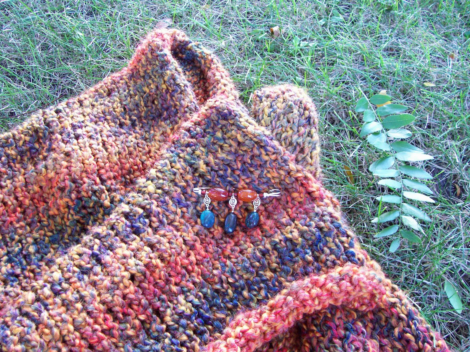 Craftopotamus Shawl & Brooch