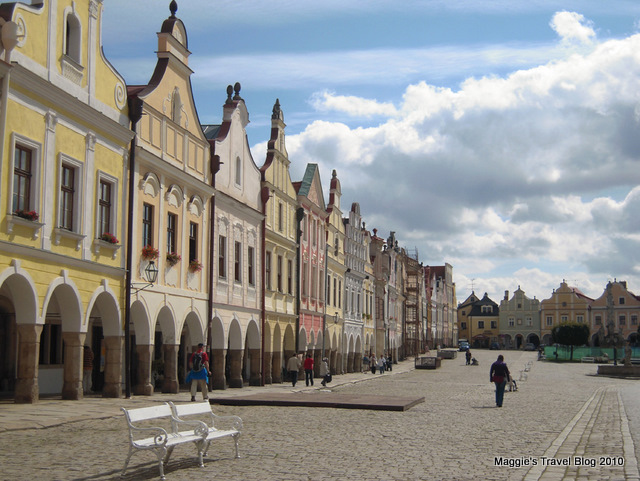 梅梅雜記: 2010 捷克之旅 - 童話裏的美麗小鎮 Telč 帖契 Mariansky Sloup Telc