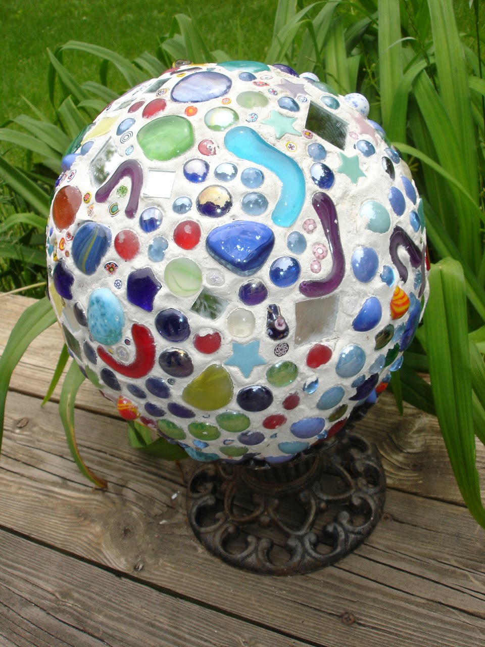 Creative Passage Mosaic Gazing Ball