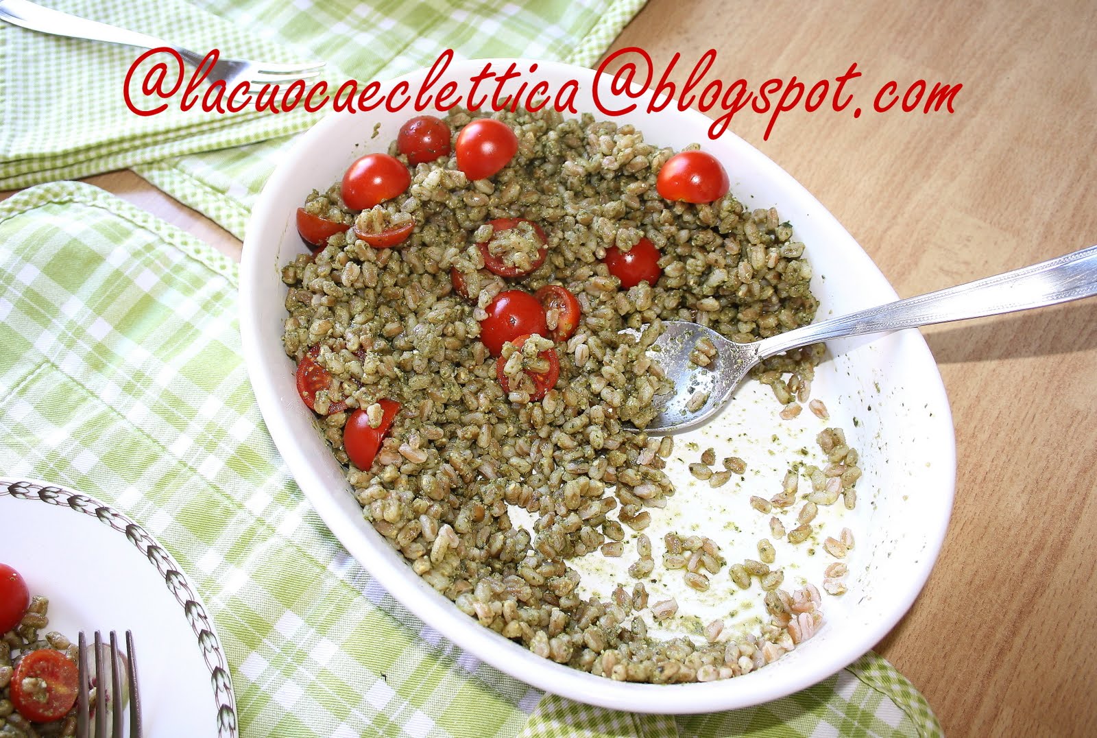 Farro al pesto e pomodorini di Pachino la cuoca eclettica