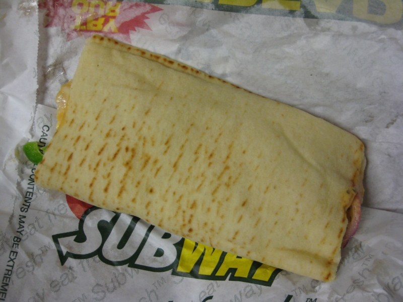 Review Subway Chipotle Chicken and Cheese Melt