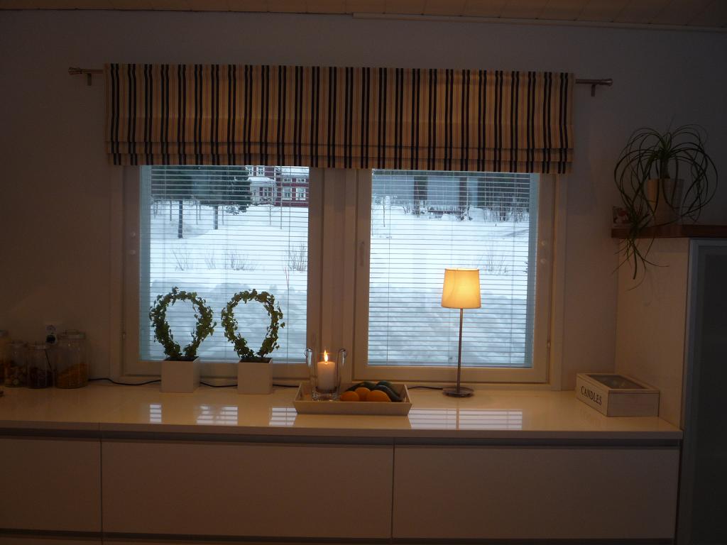 LivingModerna Gardiner i köket