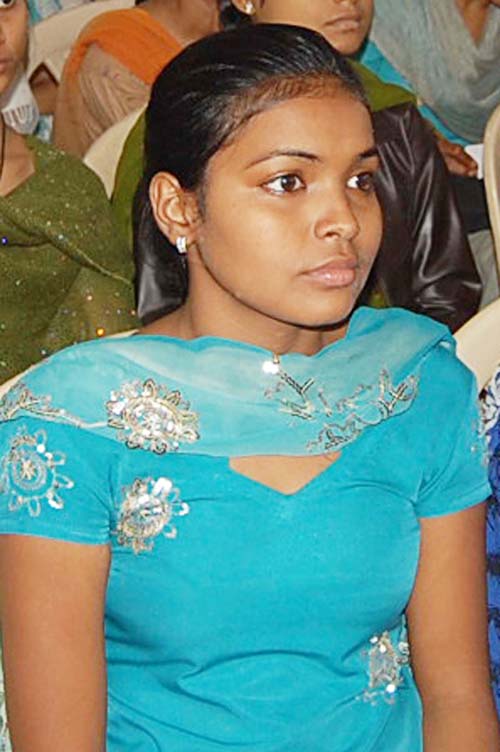 Expression Beyond Etiquette Indian College Girl