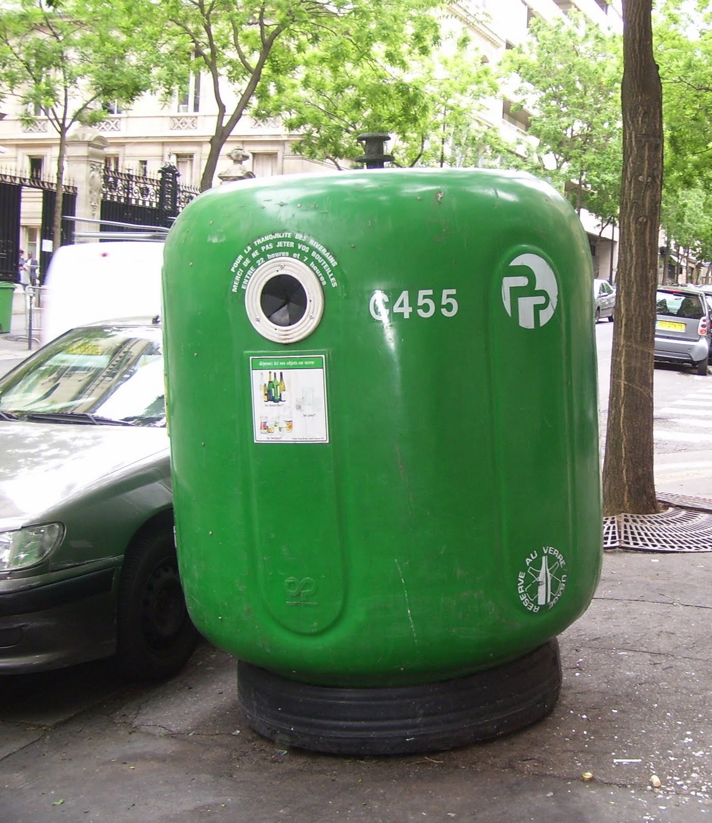 The Everyday Organic Recycling in Paris, France