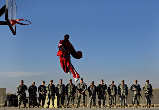 [Iraq+Army+Hoops.jpg]