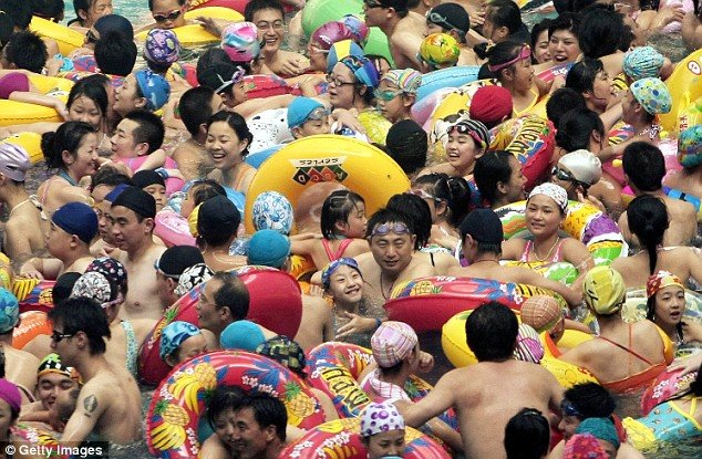 [pool.jpg]