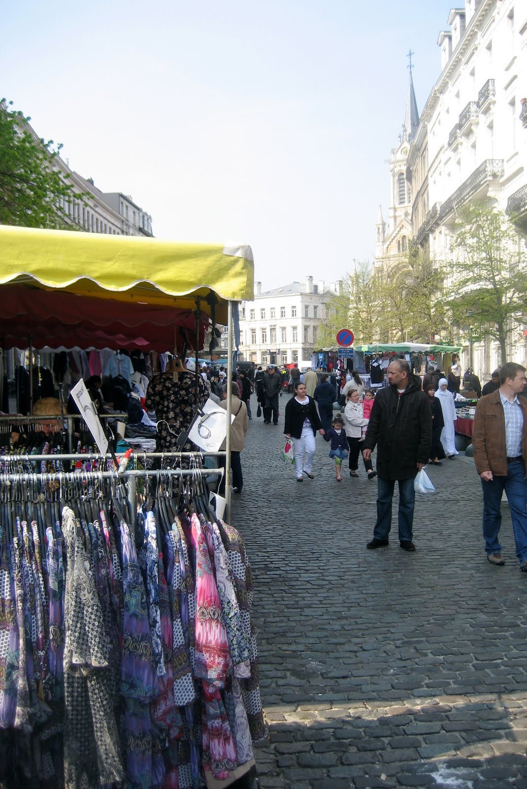 Markets in BrusselsMarchés à Bruxelles Parvis SaintGilles