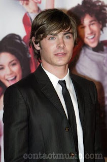 ZAC EFRON NAKED UNCENSORED: November 2009