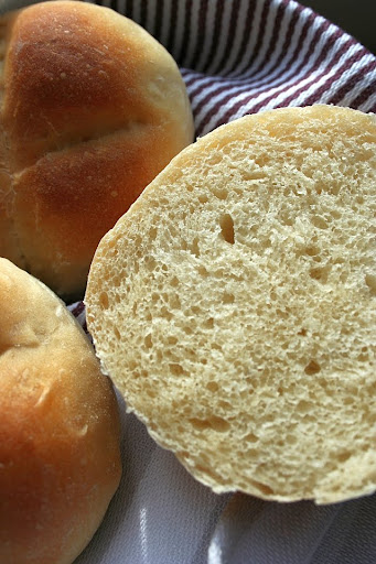 Petit pains au lait czyli francuskie bułeczki mleczne