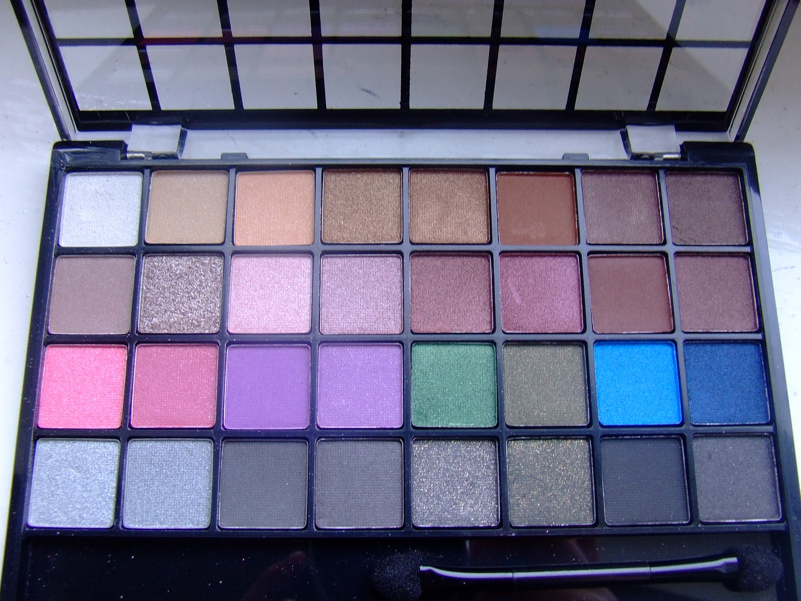 ELF 32 Piece Eyeshadow Palette Review Sparkle and Shade