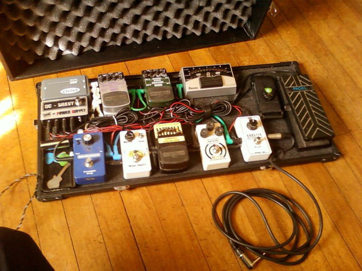 Metal fx and pedalboards Pedalboard 72x32x12 cm (vendido)