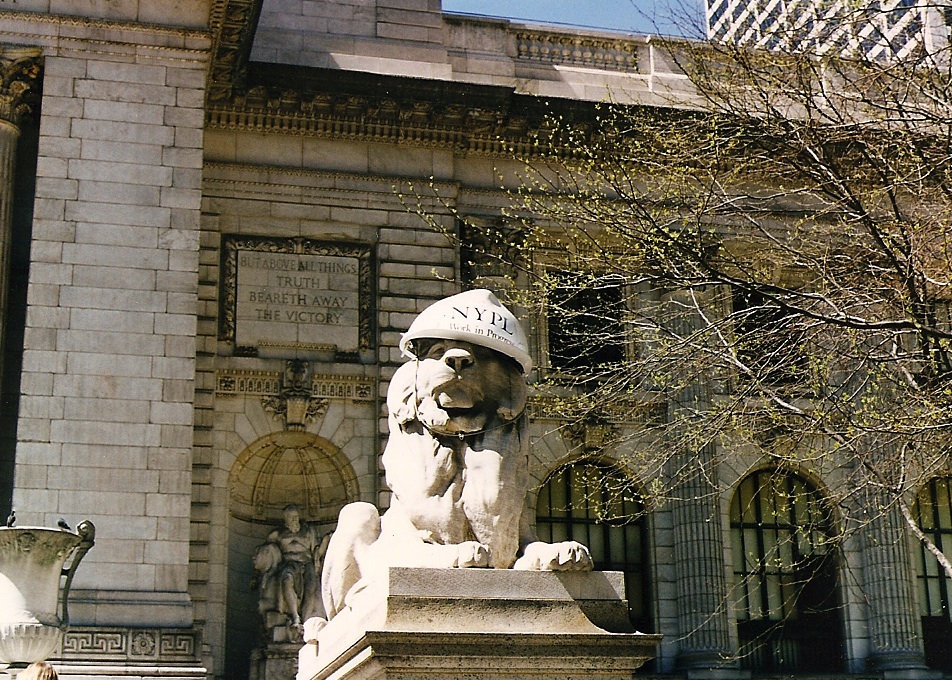 [nyc+library+lion.jpg]