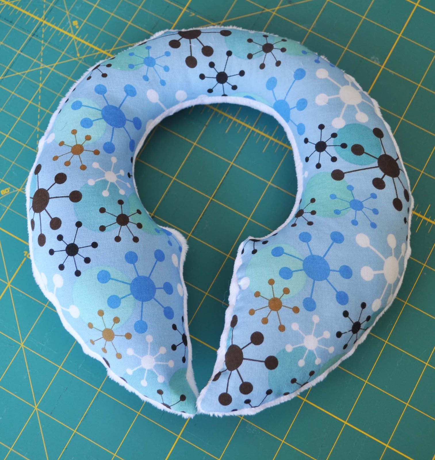 toddler travel pillow bed