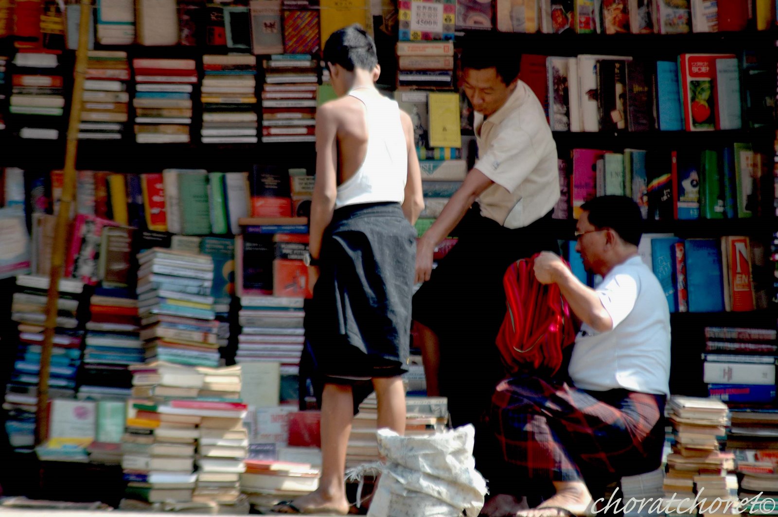 [yangonbooks-02.jpg]