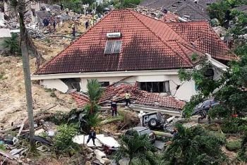 [rumah_timbus_new.jpg]