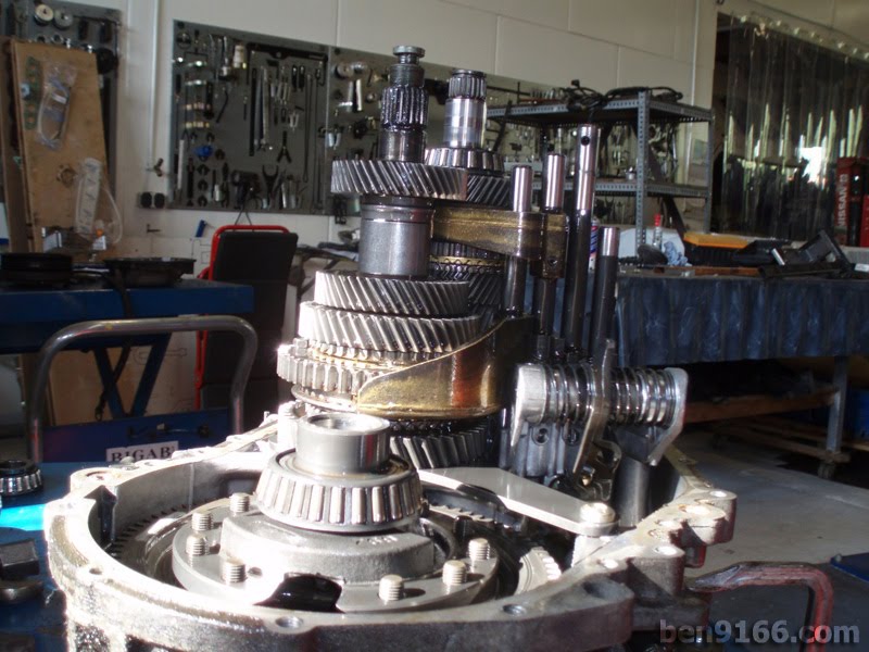 Gearbox Wira 1.5 Manual malakowe