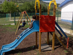 No parque infantil