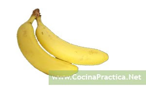 Bananas (o plátanos) ingrediente principal para preparar este licuado. 