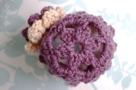 Alli Crafts: Free Pattern: Petals Newborn Hat