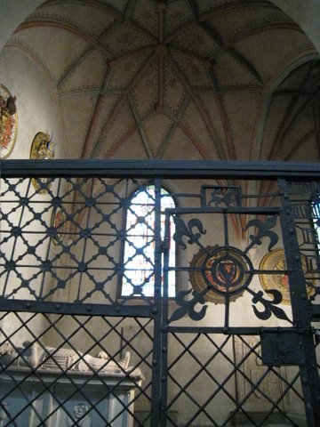 [IMG_0004-713055.JPG]