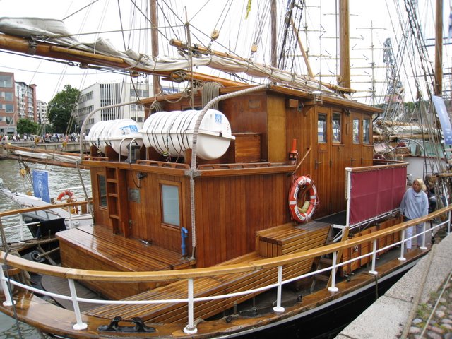 [IMG_2950-701442.JPG]