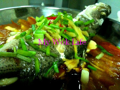 My Wok Life Cooking Blog Simple Steamed Whole Fish with Tomato and Tofu (蕃茄豆腐清蒸鱼)
