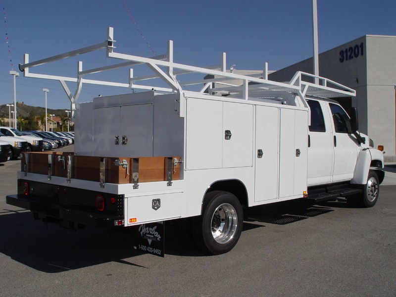 [C4500_CREW_56_HI_REAR.JPG]