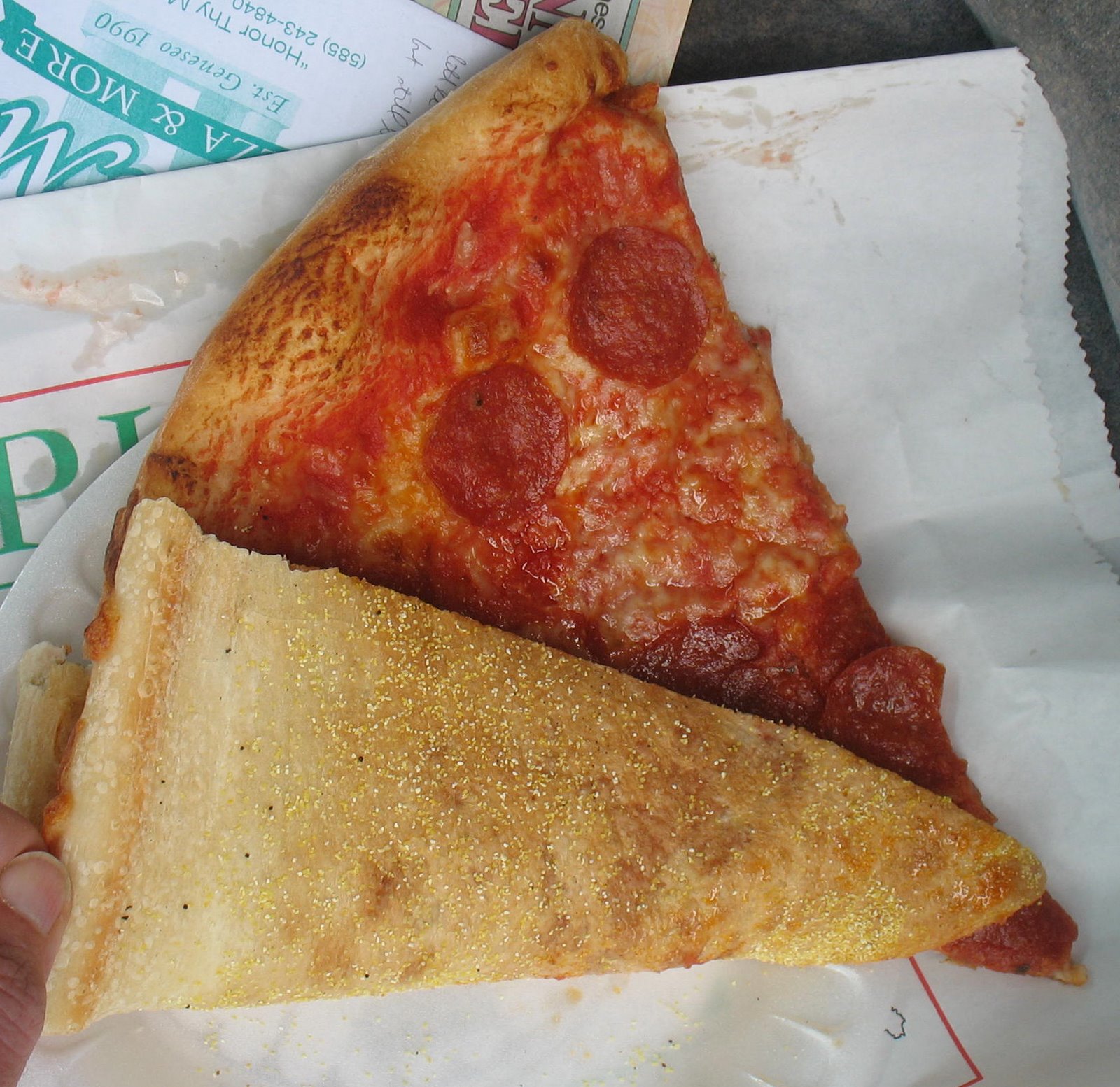 [Pizza+Paul's+underside.jpg]