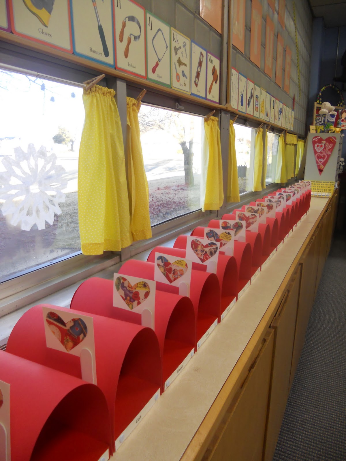 Whimsical Cottage: Valentine Mailboxes