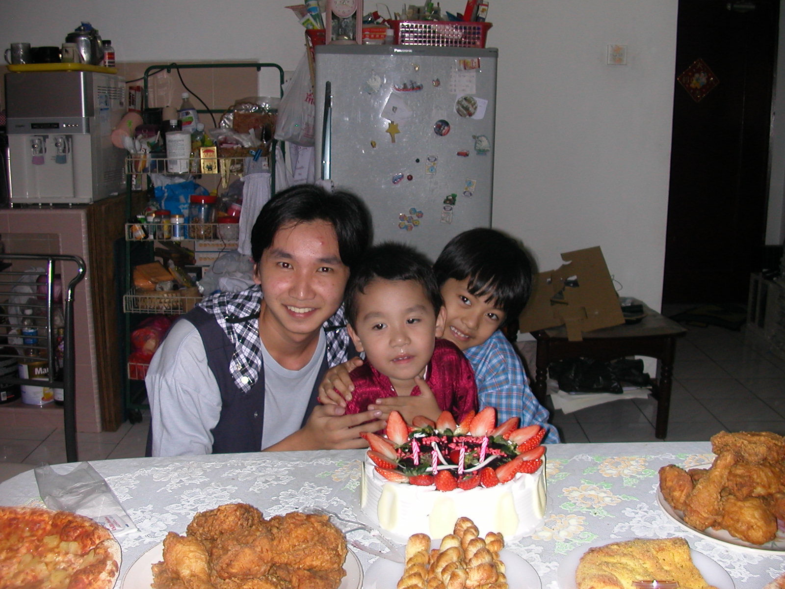 [DSCN2557.JPG]
