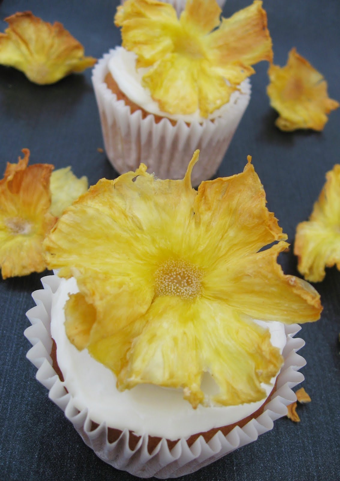 Farah Blog Edible Hibiscus Flowers For Cupcakes / Edible Organic