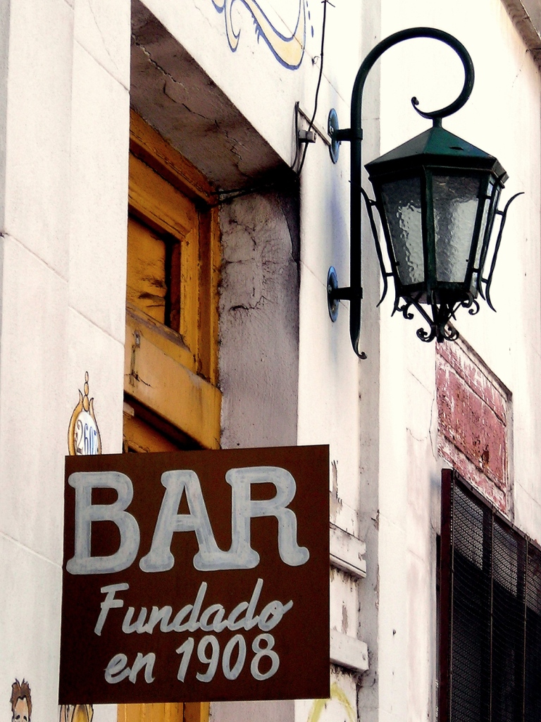 [Bar+Carlitos.jpg]