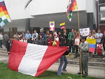Apoyo en la embajada de Ecuador rechazando el intento de golpe de estado