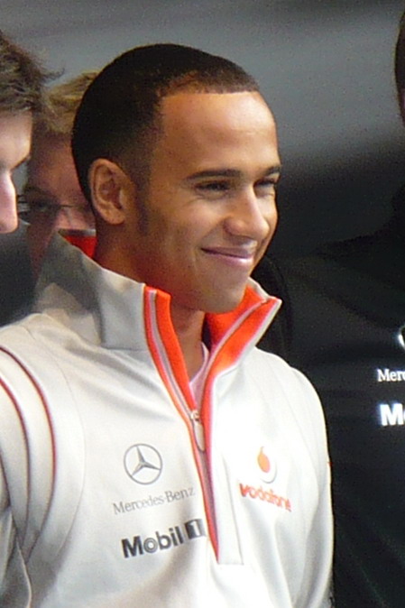 [Lewis-Hamilton-stasr-and-cars-2007.jpg]