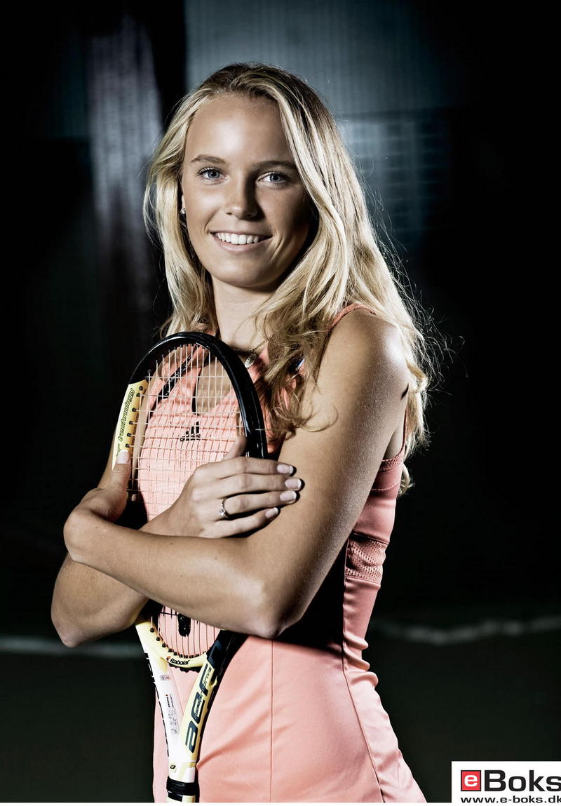 [beautiful_tennis_superstar_denmark+_caroline_wozniacki_12.jpg]