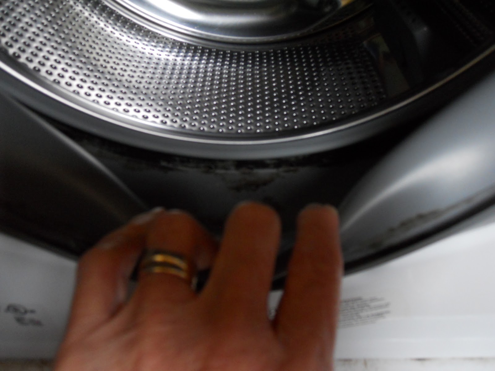 Judy's OpEd Page Does your frontloading washer stink?