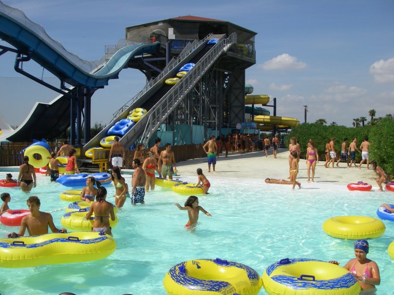 [Mirabilandia Beach.JPG]