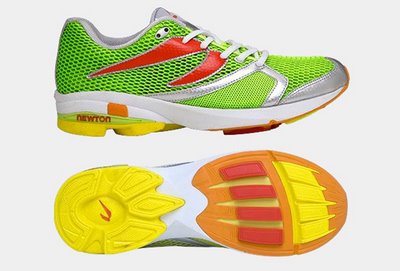 [running-shoes-365---2-718841.jpg]