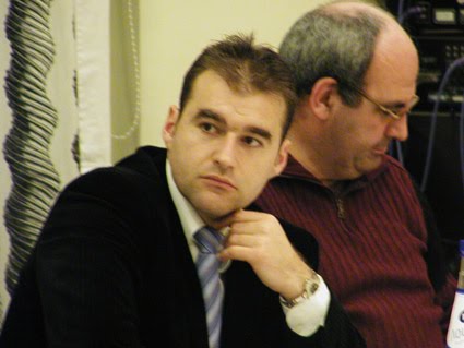 [liratzis+pasxalis.JPG]