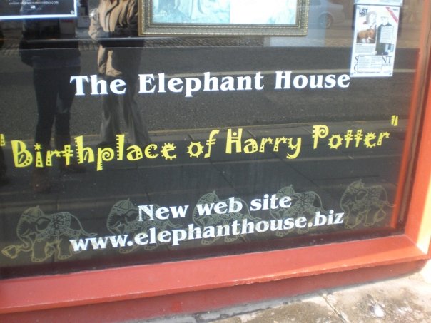 [elephant+house.jpg]