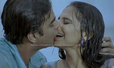 Kissed Vidya Balan 