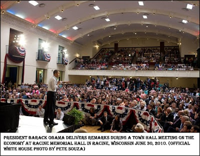 The President in Wisconsin: Who's Helping and Who's Hurting on the Economy http://whitehouse-org.blogspot.com/
