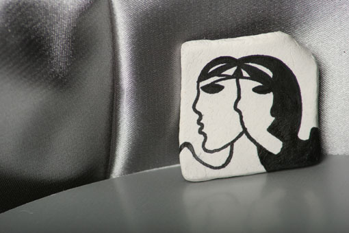 22 / brosa picasso lut pictat / 35 ron