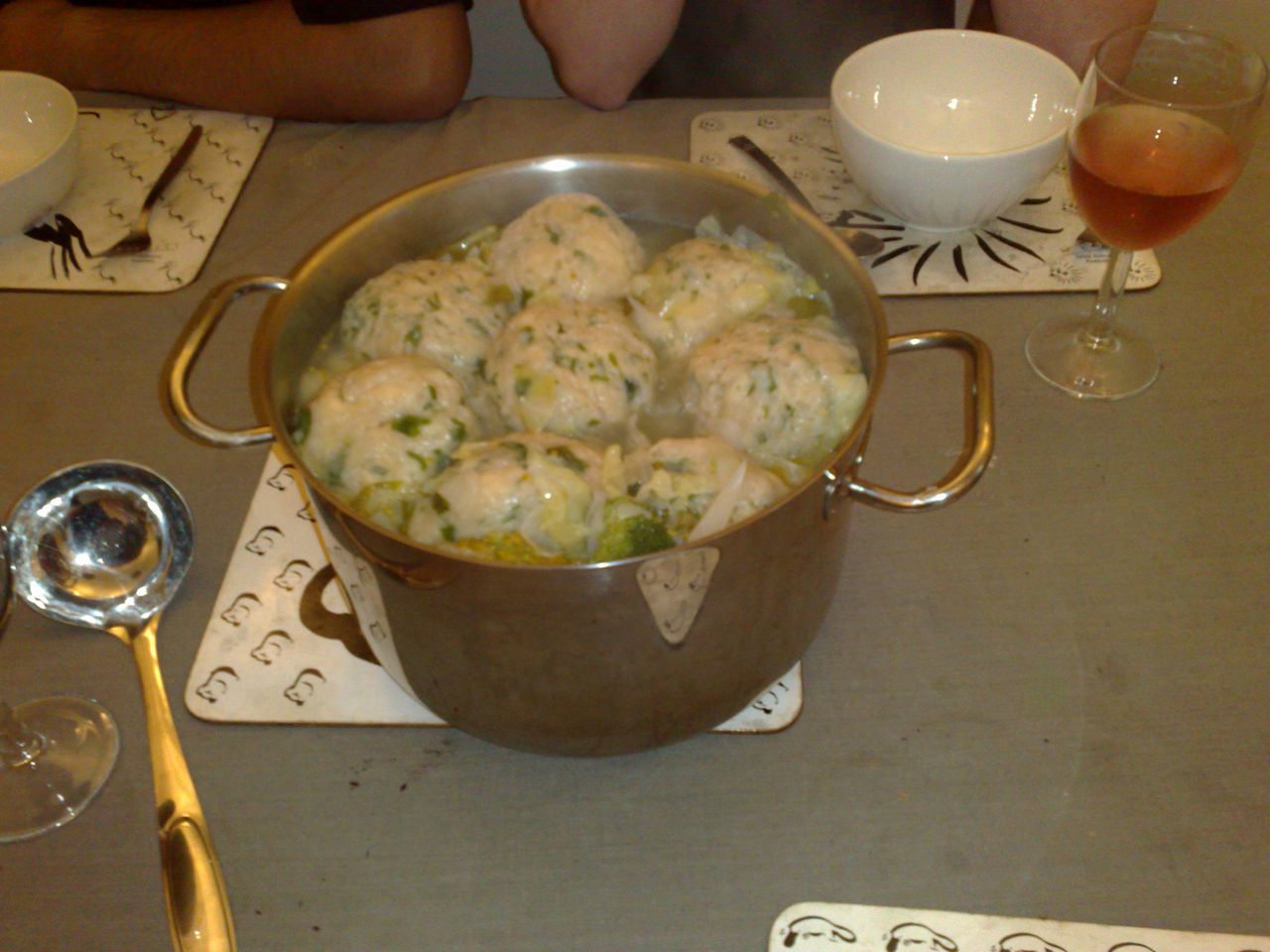 [Dumpling+Soup-0.jpg]