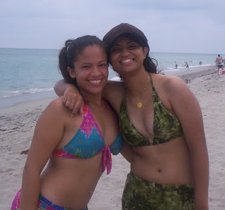 goa_beach_bikini2.jpg